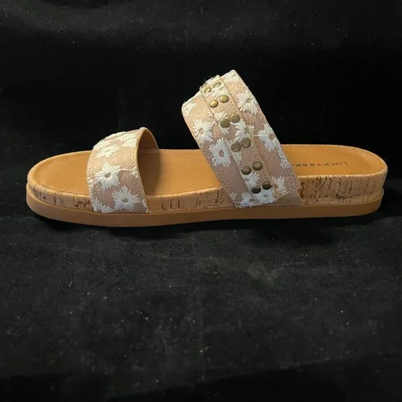 Lucky Brand Dineesa Studded Two Band Flat Sandals NIB Size 8 - Picture 5 of 7